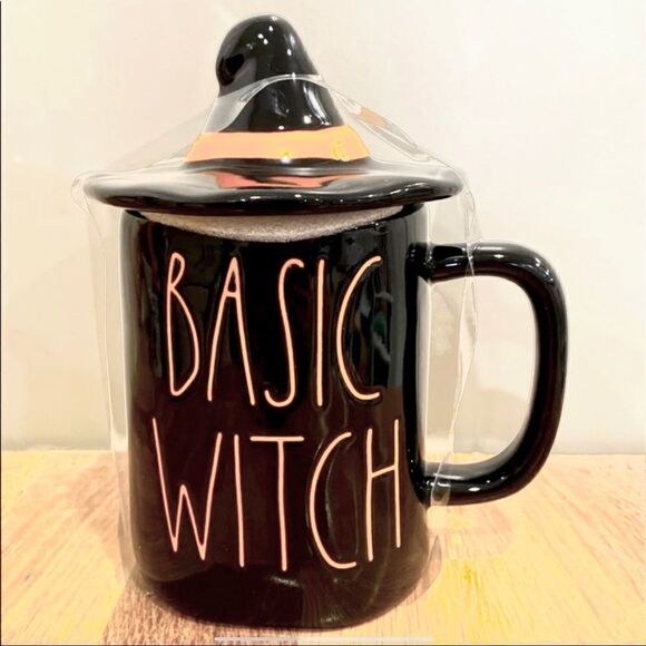 RAE DUNN ‘Basic Witch’ Coffee Cup w witch hat top - Picture 1 of 1